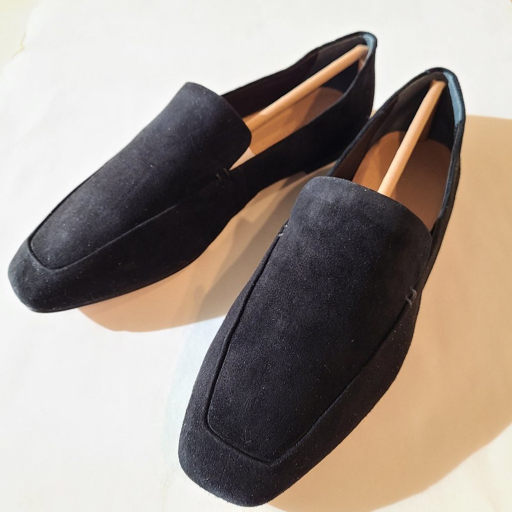 BR Soft Loafer Black Suede 7.5 Never Worn